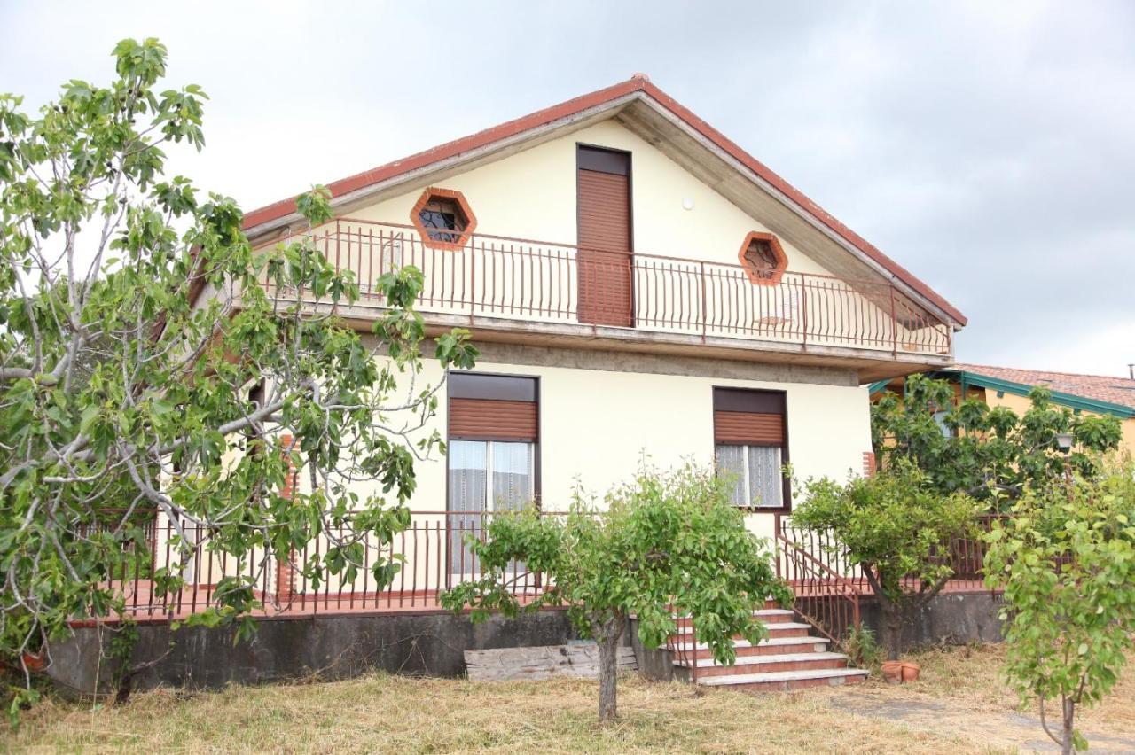 Casa Vacanze Francesco E Tanina 尼科洛西 外观 照片